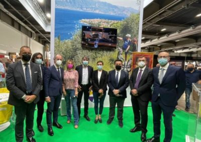 Sindaco Villafranca di Verona Dall'Oca, Presidente Provincia di Verona Scalzotto, Presidente Regione Veneto Zaia, Presidente Museo Nicolis Silvia Nicolis, Sindaco Verona Sboarina, Assessore Comune Verona Toffali, Presidente CdM Zironi, Presidente Verona Fiere Danese, Assessore Regione Veneto Caner