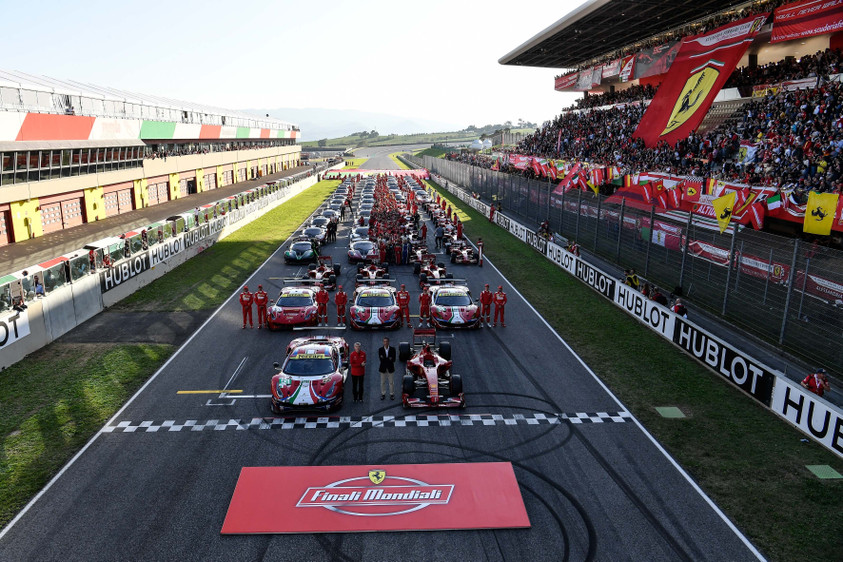 Finali Mondiali Ferrari. Gran finale a Scarperia. Appuntamento a Imola nel 2002