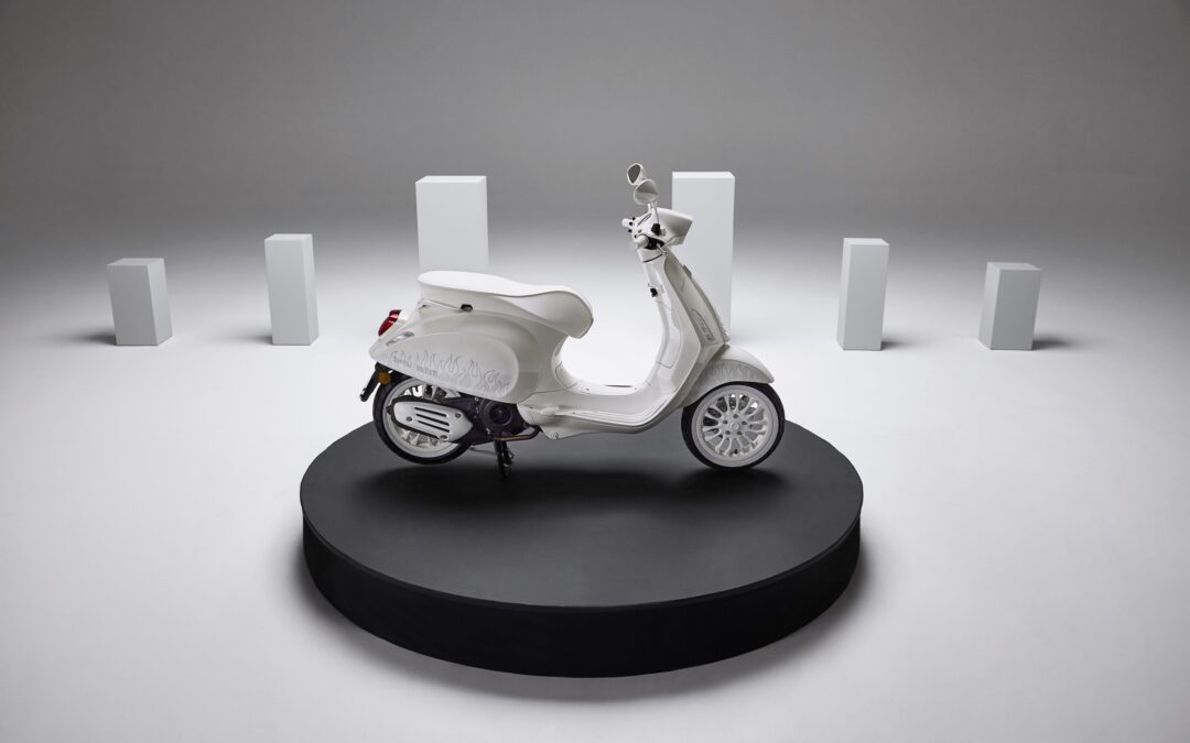 Vespa tra le icone miliardarie del made in Italy motoristico nel mondo. “Icona globale simbolo di stile, libertà e gioia di vivere”.