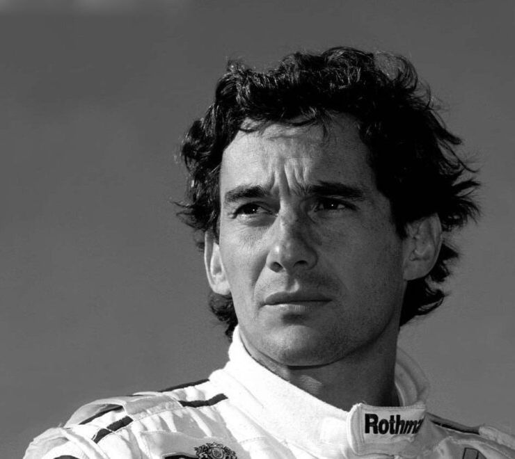 Ascoli Piceno celebra il mito Senna: Fioravanti: “Non solo un pilota ma un simbolo di determinazione e umanità che ha attraversato generazioni”.